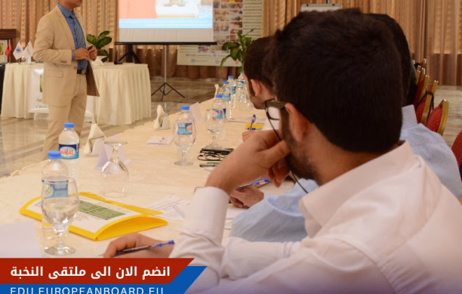 صورة من ملتقى النخبة تشرح ما هي الدبلوماسية وكيف تشكل العلاقات الدولية ضمن دبلوم القانون الدولي.